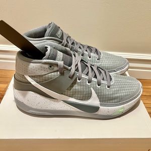 Nike KD 13 Wolf Grey Brand new